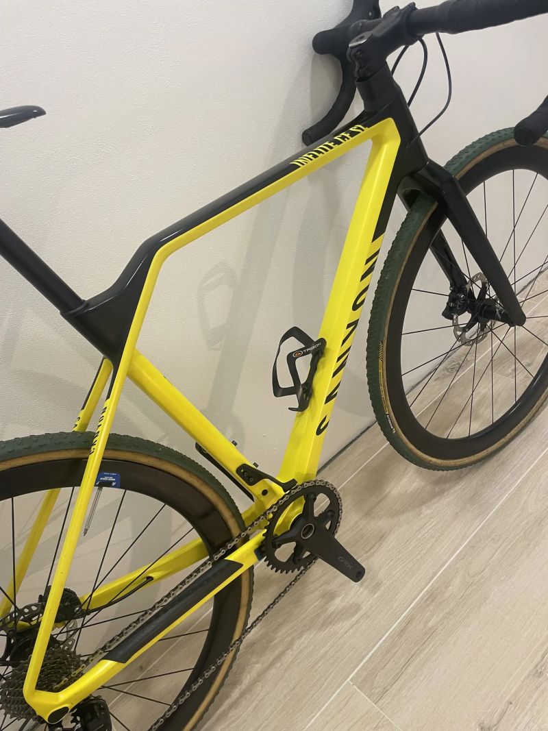 Canyon Inflite CF SLX