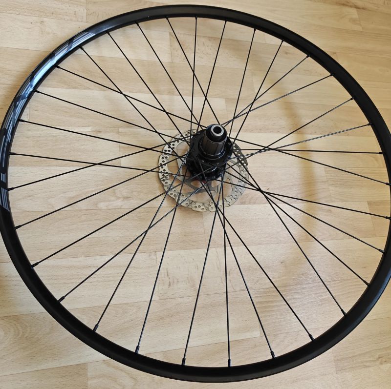 kola Specialized Roval alloy 29”, neboost