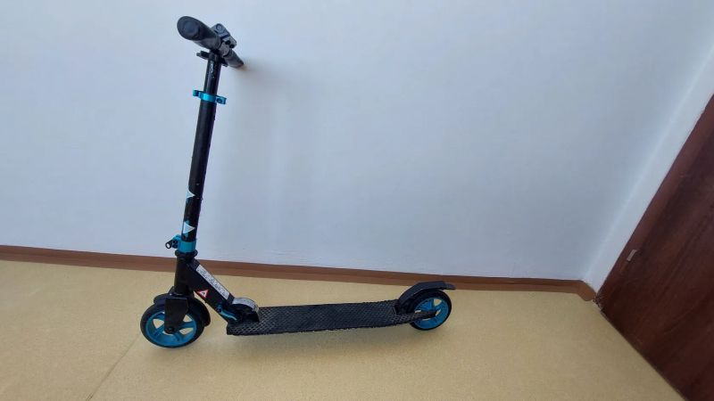 Skládací koloběžka Delta-Sport (Lidl)