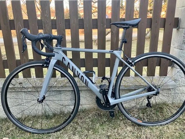 Canyon Ultimate CF SL vel. XS