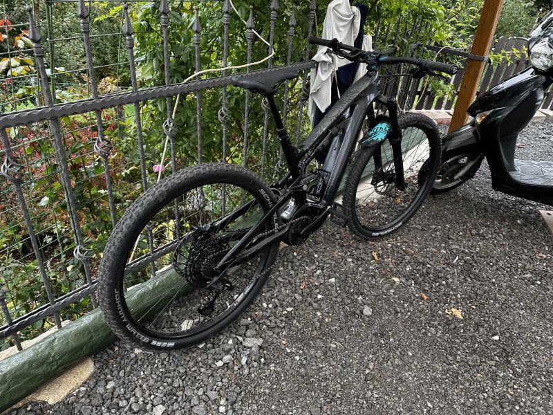 Cannondale Moterra Neo Carbon 2