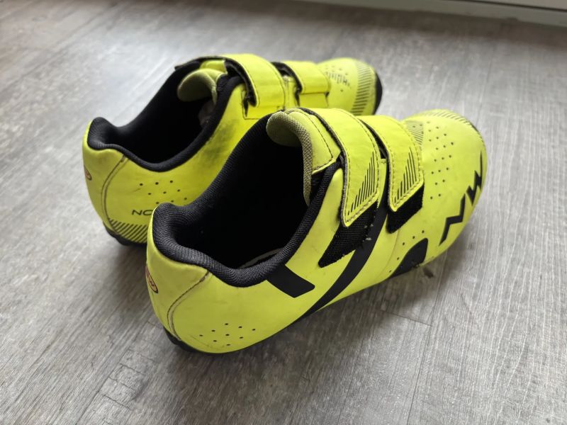 Dětské MTB boty Northwave vel.34 délka stélky 22cm