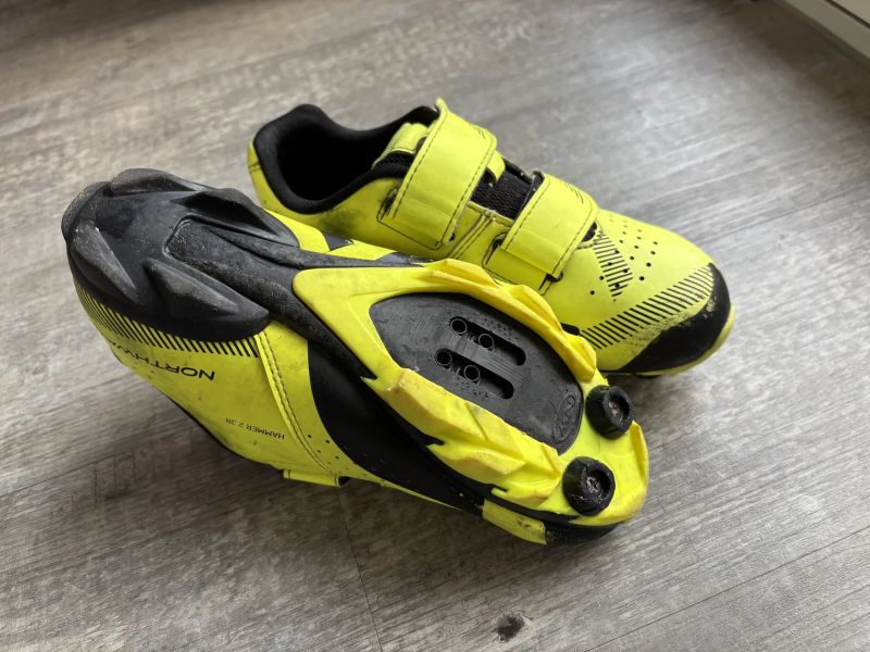 Dětské MTB boty Northwave vel.34 délka stélky 22cm