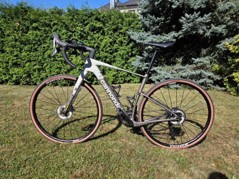Cannondale TOPSTONE CARBON 3 GRX - 2x vel.54, barva: Chalk, najeto 500km
