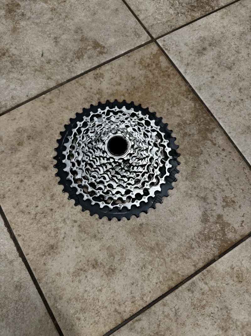 Gravel rámová sada TREK Checkmate SLR včetně příslušenství