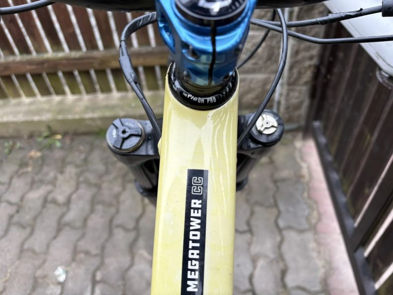 Santa Cruz MegaTower CC 