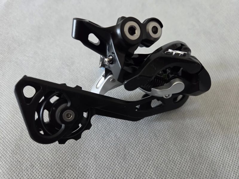 Přehazovačka Shimano RD-M781.