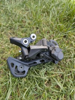 Přehazovačka Shimano Deore RD-M5120 (10/11s) – v záruce