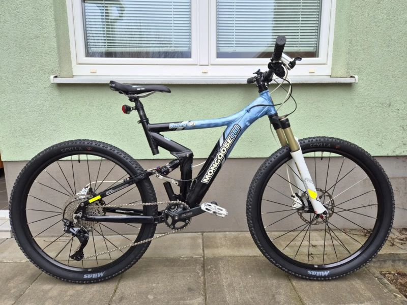 Celoodpružené kolo Mongoose, vel.M, převody 1x10