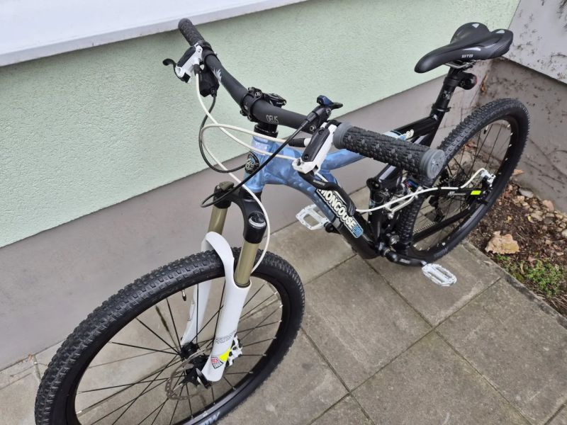 Celoodpružené kolo Mongoose, vel.M, převody 1x10