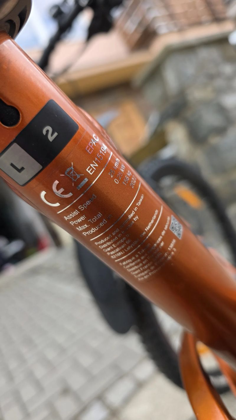 GIANT Stance E+ 2 (625Wh) - Skvělá výbava, zánovní stav