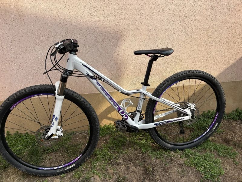 Dívčí kolo LIV, velikost XS