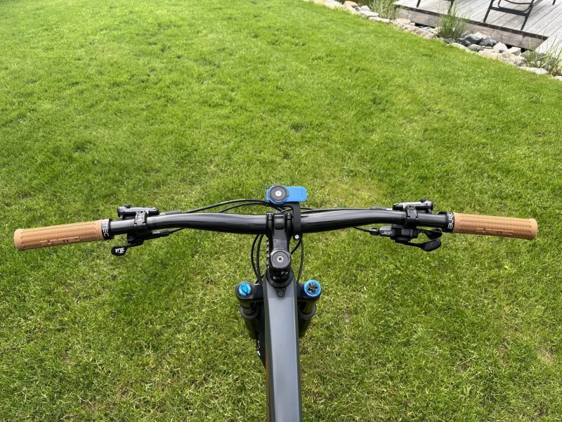 TREK TopFuel 9.8 XT Gen 3 ProjectONE, vel.L,najeto max 1000km, nevyužitý.