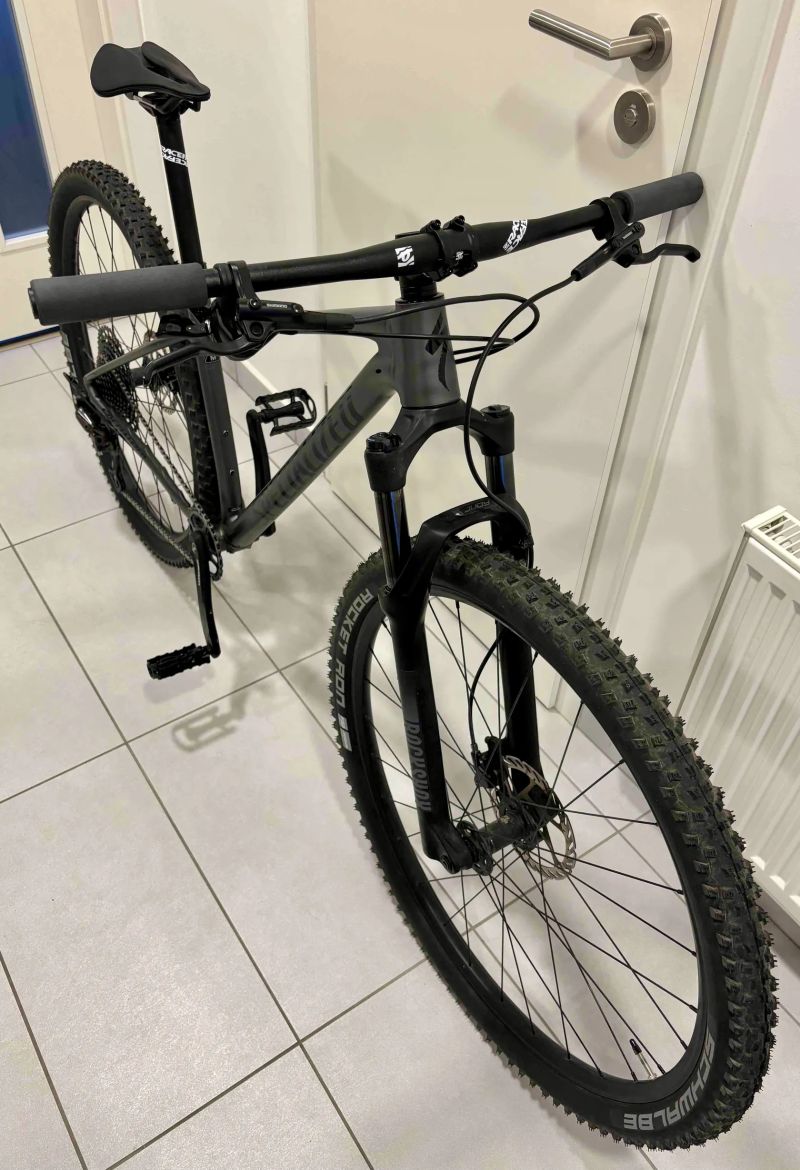 Specialized Chisel 2022 rychlý XC hardtail