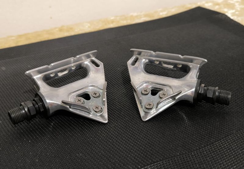 Shimano A550 retro pedály 