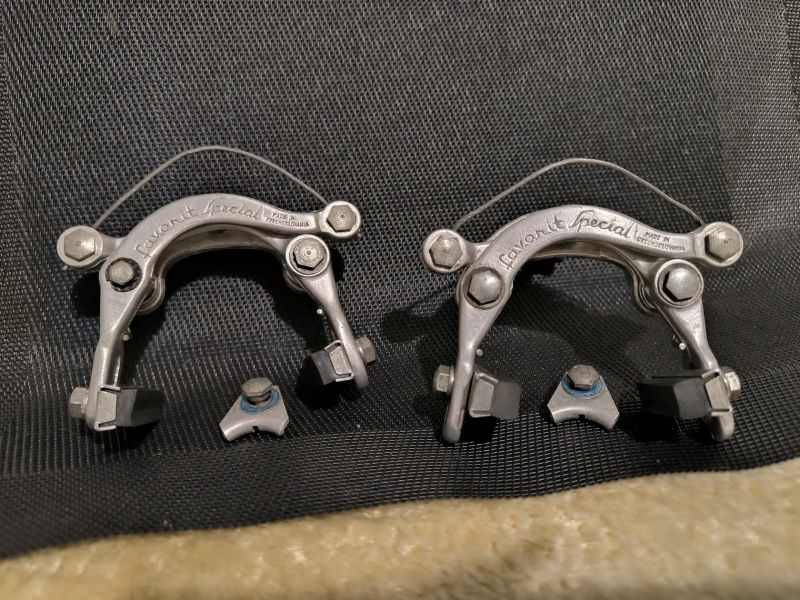 Favorit Speciál brzdy