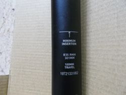 Rock Shox Reverb zdvih 100mm, 30,9mm průměr