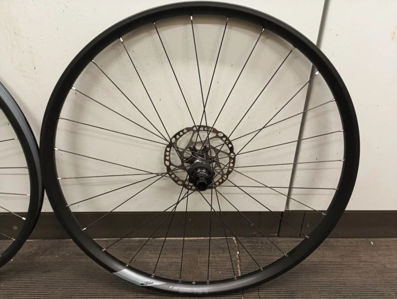 Nová zapletená kola KTM