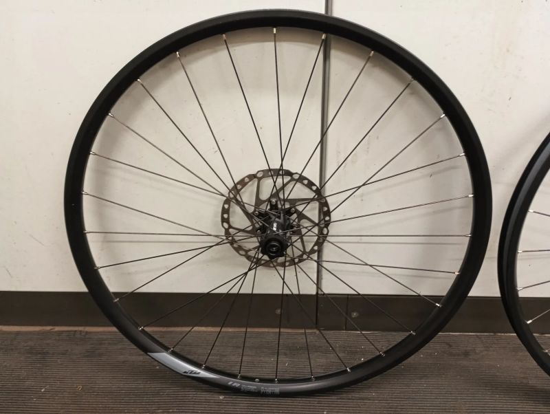 Nová zapletená kola KTM