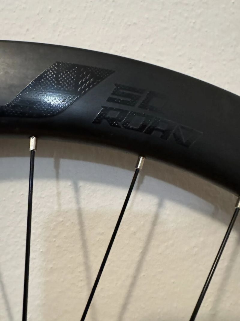 Prodám silniční karbonová kola