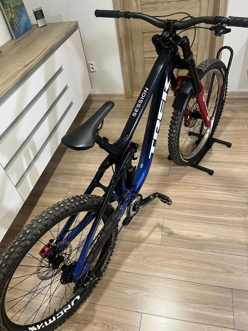 Trek Session custom build 2025