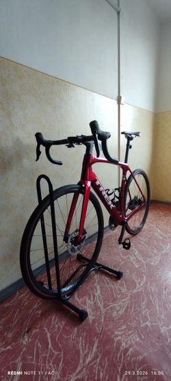 Trek Domane SL 6 AXS Gen 4 velikost 56