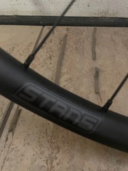 Stan’s NoTube Crest S2