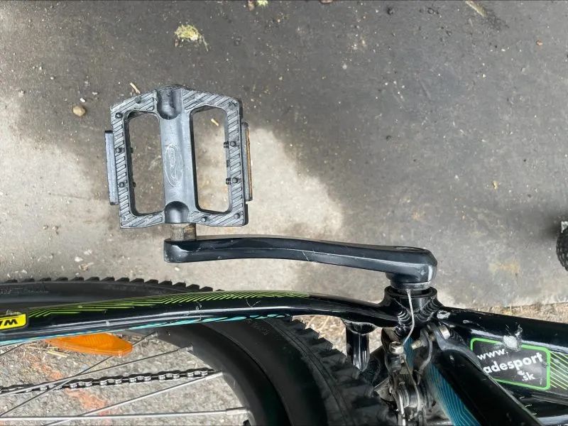 Horské kolo GT vAvalanche vel.XS 27.5"