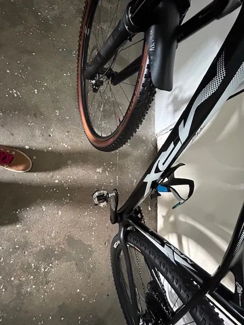 Prodám XC bike postavené na karbonovém rámu MRX 17" Elite s pohonem Sram Eagle GX - AXS 1x12