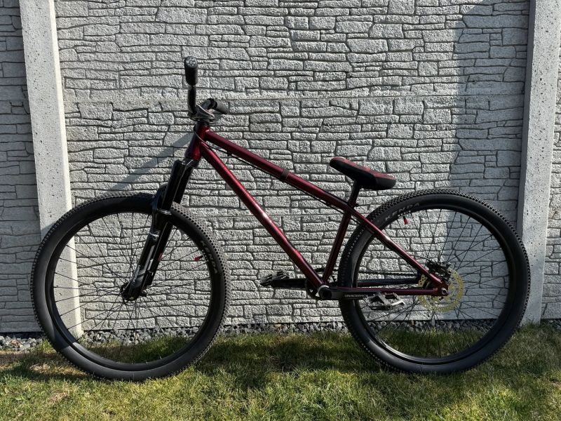 Dirt kolo NS Bikes Metropolis 1
