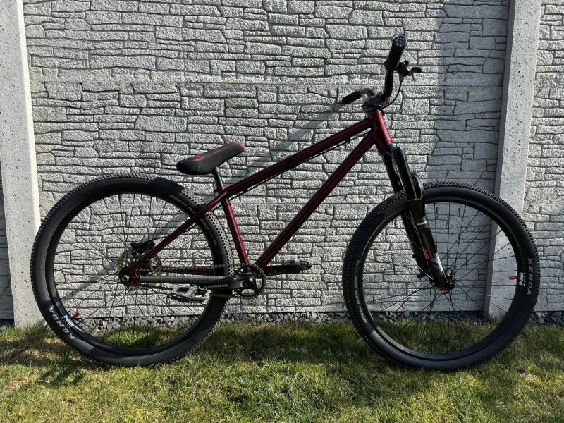 Dirt kolo NS Bikes Metropolis 1