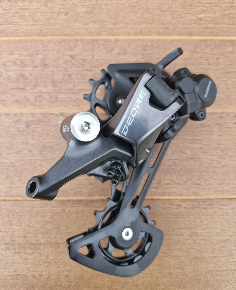 Přehazovačka Shimano Deore RD-M6100 SGS 1x12 (10-51), nejetá