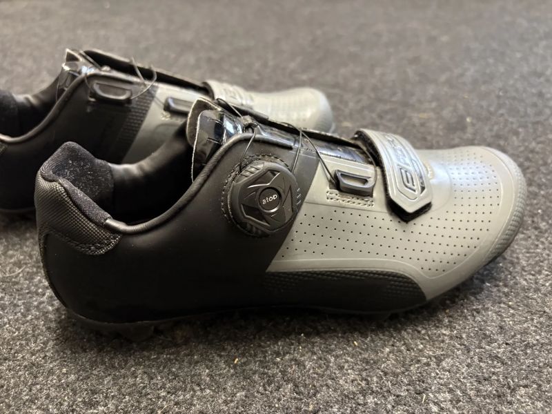 Force Virtuoso Gravel - černotitanové