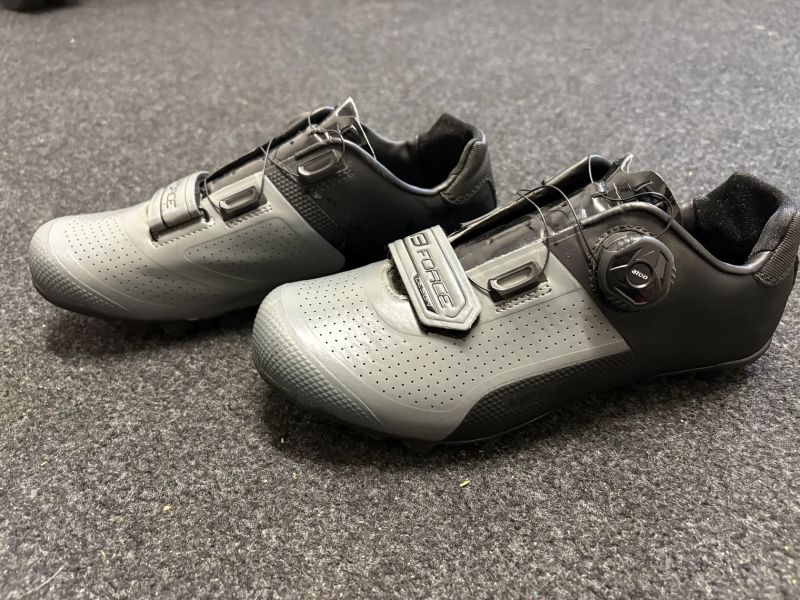 Force Virtuoso Gravel - černotitanové