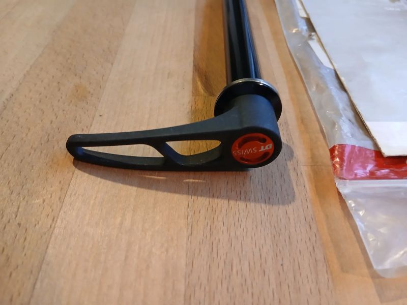 Pevná přední MTB osa DT Swiss RWS 15x100 mm