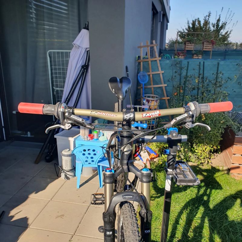 Horské kolo RB CRR 26" – zakázková stavba