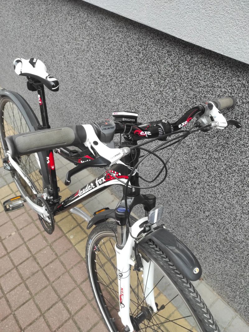 Trekové kolo Leader Fox