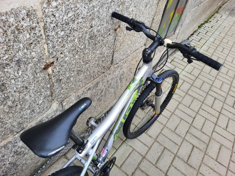 GT AVALANCHE 2.0 - DĚTSKÉ/DÁMSKÉ - DEORE/SR XCR/AURIGA -VEL.XS 15"