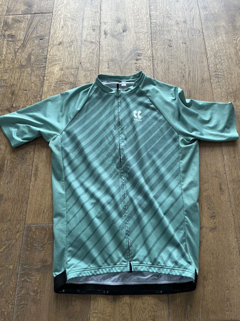 Prodam Dres Kalas Velikost 4 MOTION Z4 