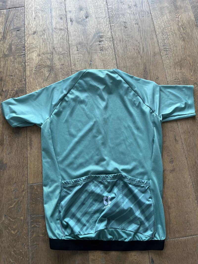 Prodam Dres Kalas Velikost 4 MOTION Z4 