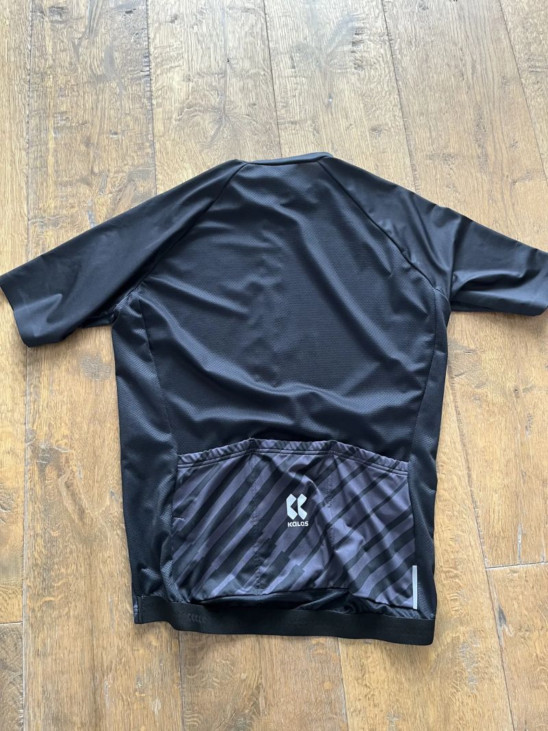 Prodam Dres Kalas Velikost 4 MOTION Z4