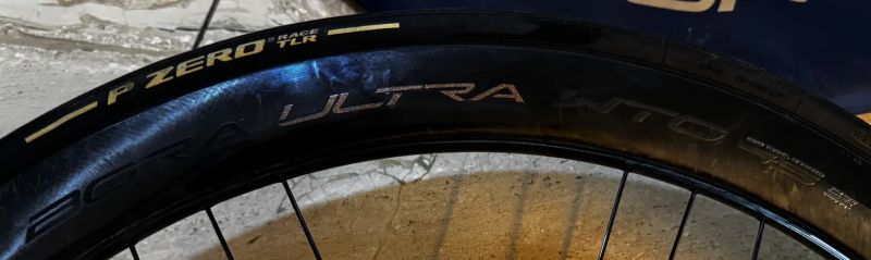 Zapletená kola Campagnolo BORA ULTRA WTO 45 622x19