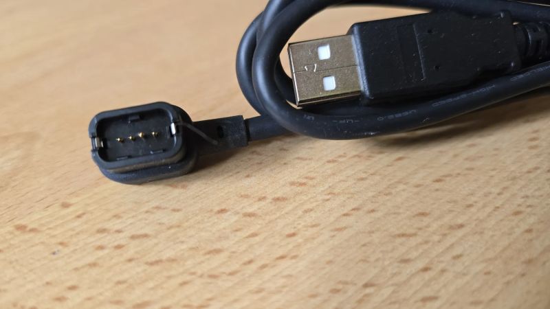 Nabíjecí kabel Shimano EW-EC300 Di2 150cm