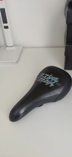 Sedlo Reverse Nico Vink black blue