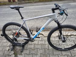 KARBONOVÉ HORSKÉ KOLO CUBE .,SHIMANO XT.,.VEL. XXL