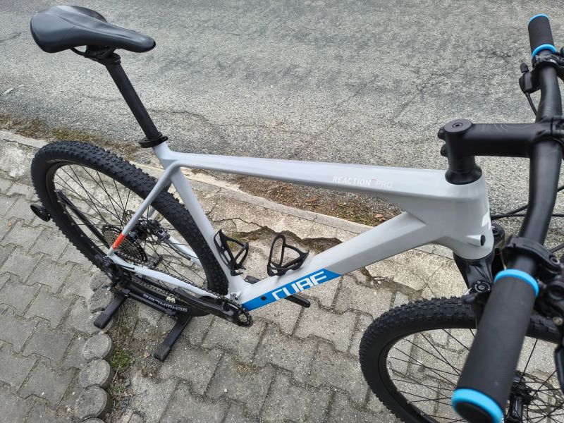KARBONOVÉ HORSKÉ KOLO CUBE .,SHIMANO XT.,.VEL. XXL
