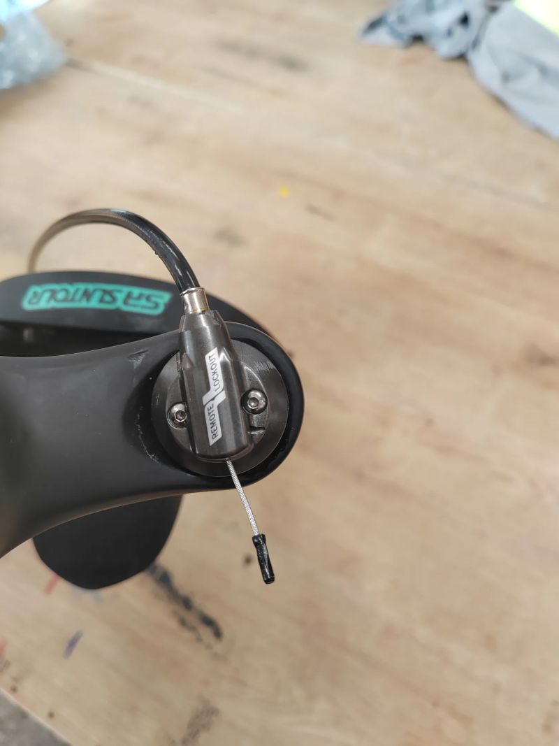 Vzduchova vidlice suntour raidon