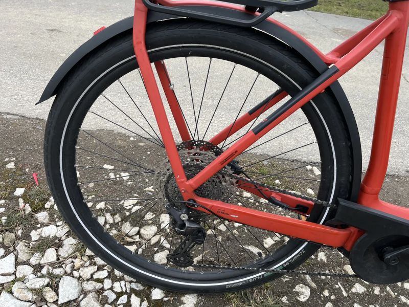 Elektrokolo Cube s nízkým nástupem