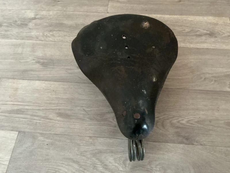 Staré kožené sedlo