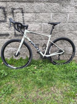 Giant Revolt 1 velikost L (179-191cm)